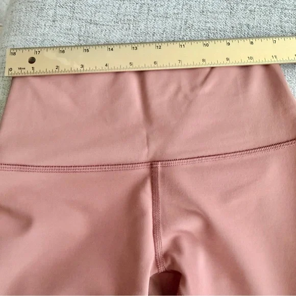 🍑 VS Peach Pink Incredible Studio High Rise Legging - Picture 5 of 12